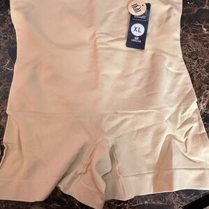 N/A Women's Cream Shapewear Bodysuit